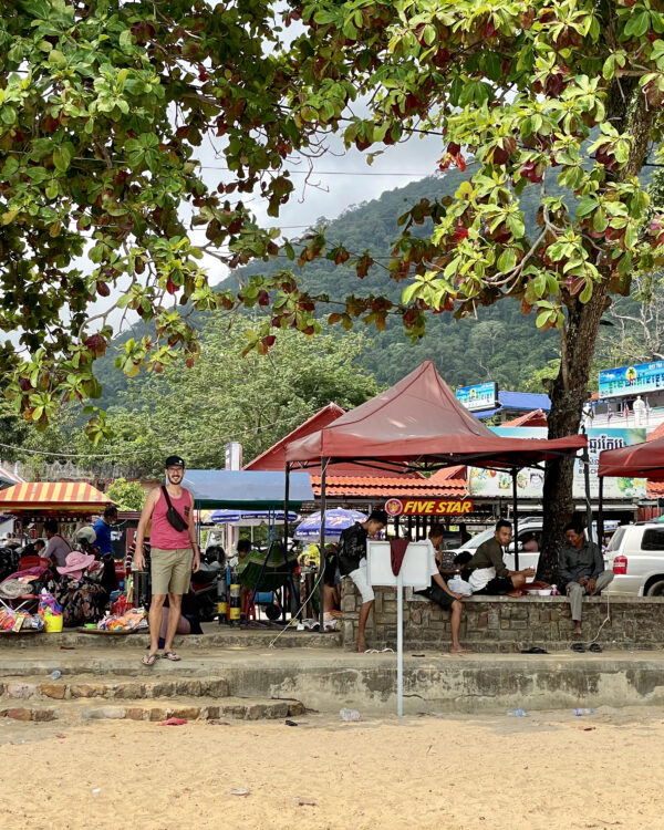 Strand in Kep